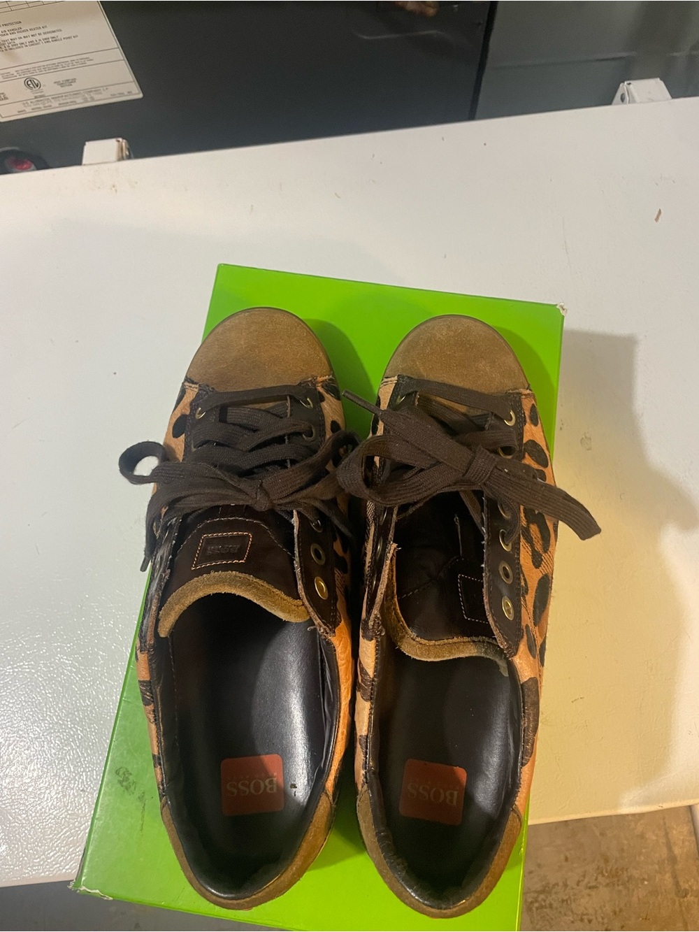 Stylish Rare Runway Hugo Boss Brown Leopard-Print Men’s Sneakers size 8.5